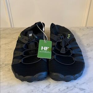 NWT Unisex EU40 Hike Footwear Caspian Adventure Outdoor/Non-slip Barefoot Shoes